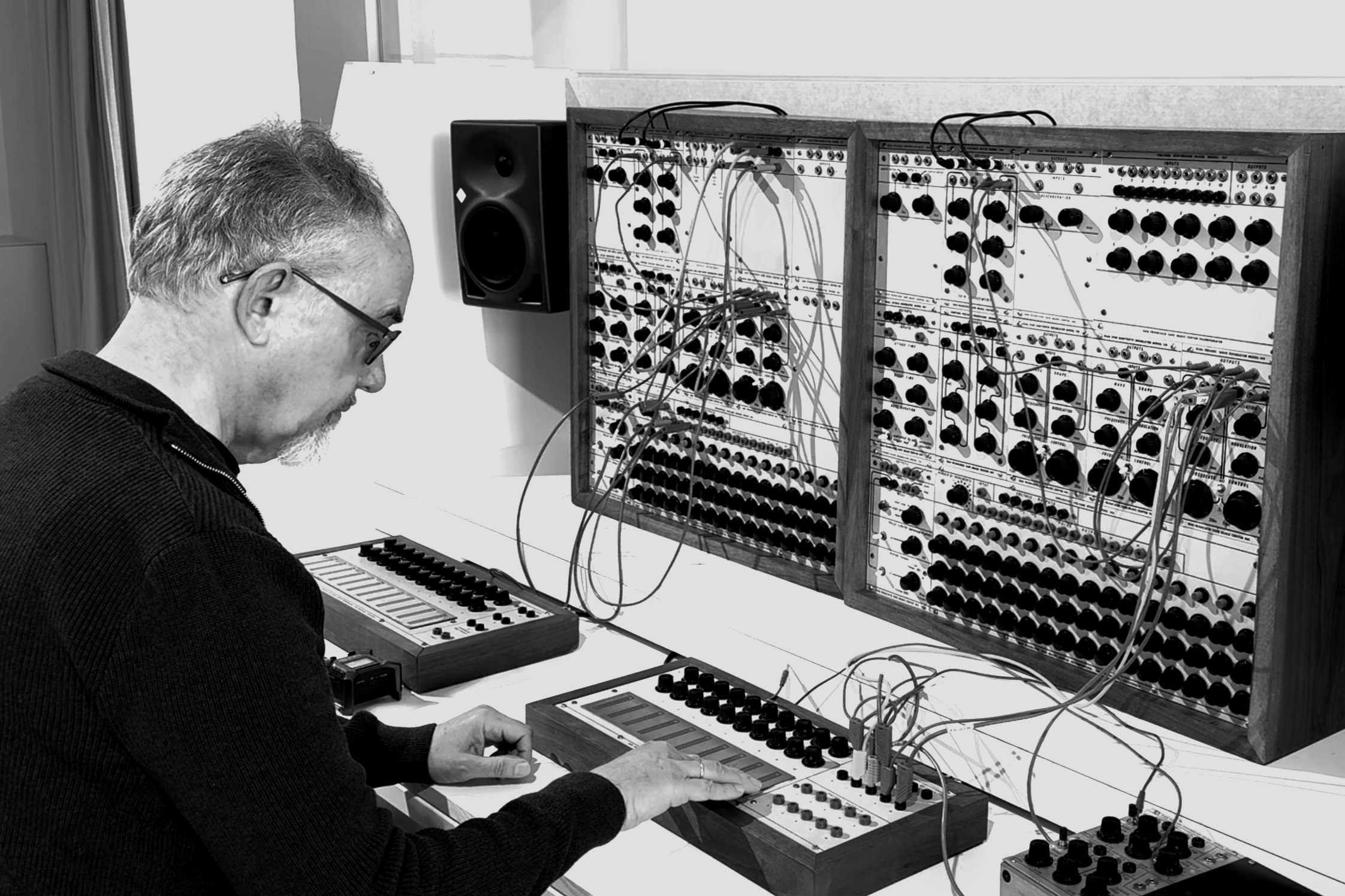 Karlheinz Essl performing on Ernst Krenek's BUCHLA synth