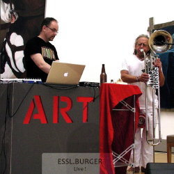 ESSL.BURGER live!