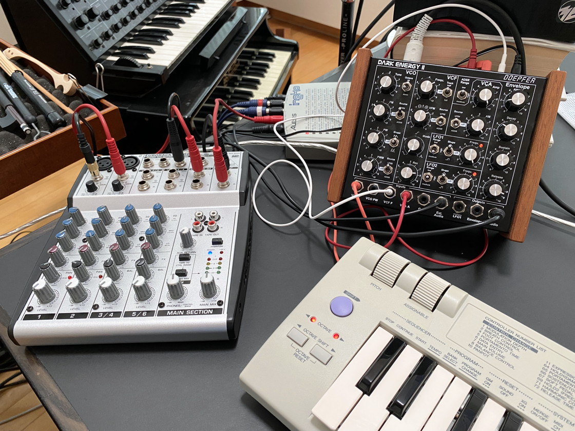 setup-darkenergy-behringer