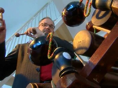 Karlheinz Essl am Tempelblock